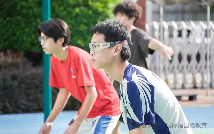 ������ø�����ѧУ